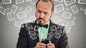 Почему приходят SMS с рекламой займов в Лазурит
